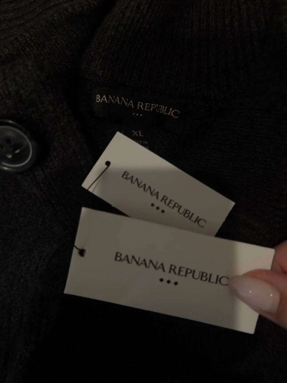Bannana Republic Men’s Black Button-Up Wool Cardigan Sweater